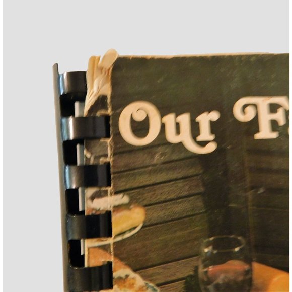 Our Favorite Recipes Cookbook Lutheran Womens Guild Milwaukie 1983 Spiral - Picture 3 of 11